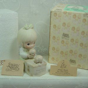 Precious Moments figurine "Always Room for one More"--1988